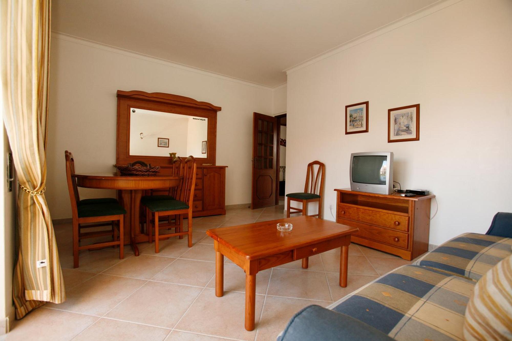 Apartamentos Coral Do Vau Portimão Dış mekan fotoğraf